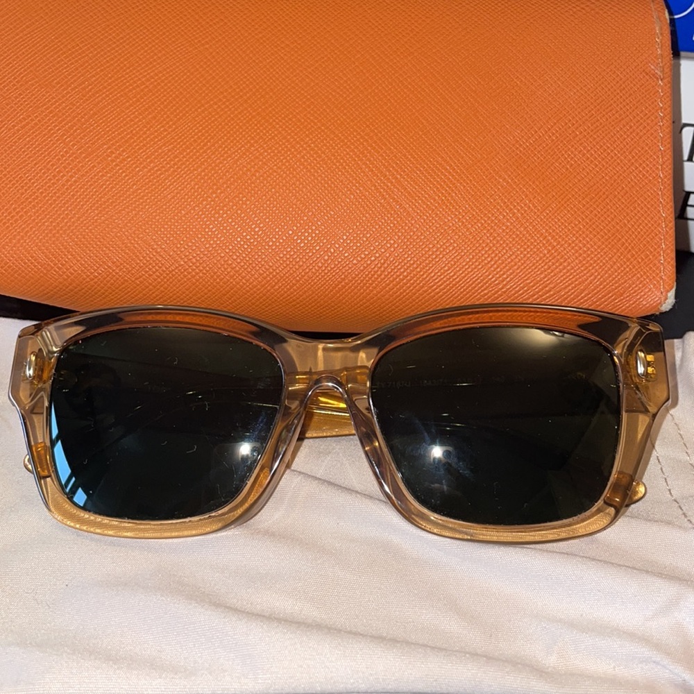 Tory Burch Amber Tortoiseshell Square Sunglasses with Dark Lenses